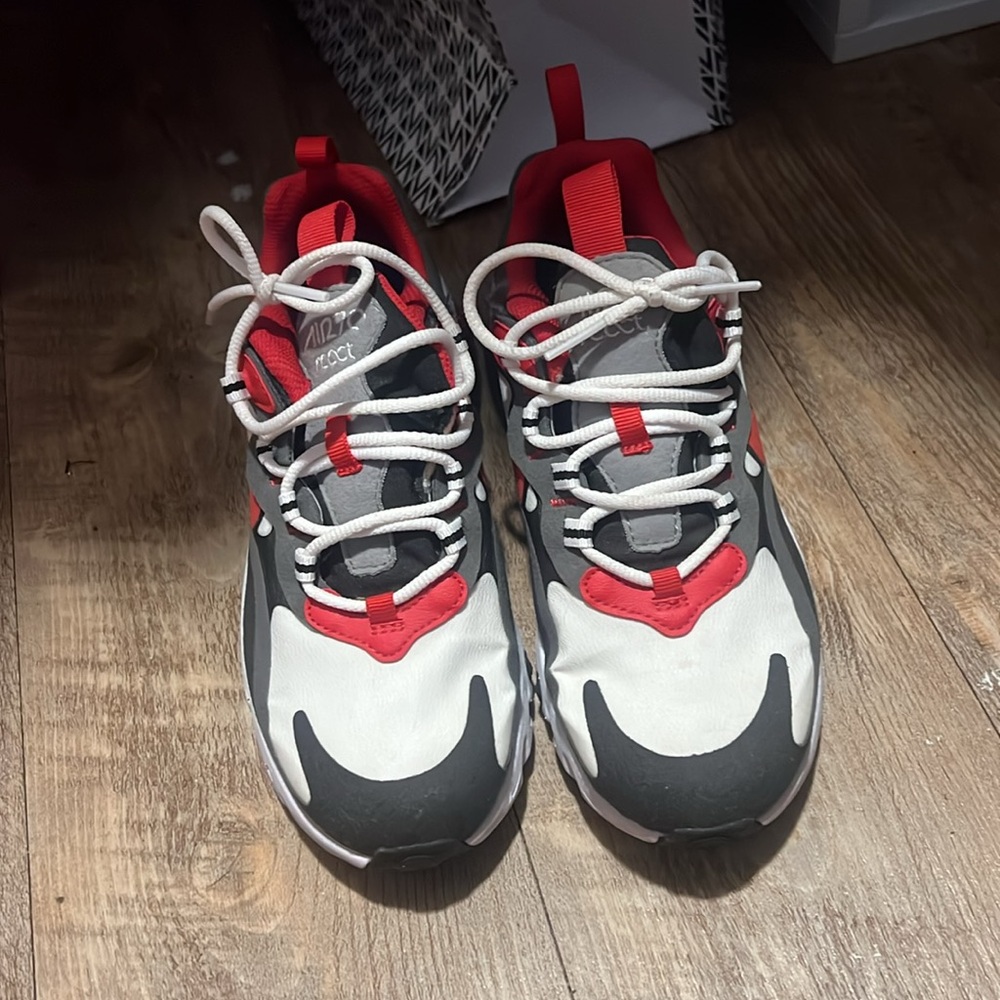 Nike Air 270 React - image 3